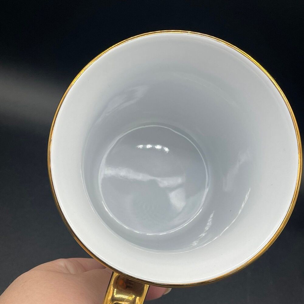 10 Strawberry Street Oversized Coffee Mug Gold Accent Pawprints Rim & Handle - Picture 7 of 8